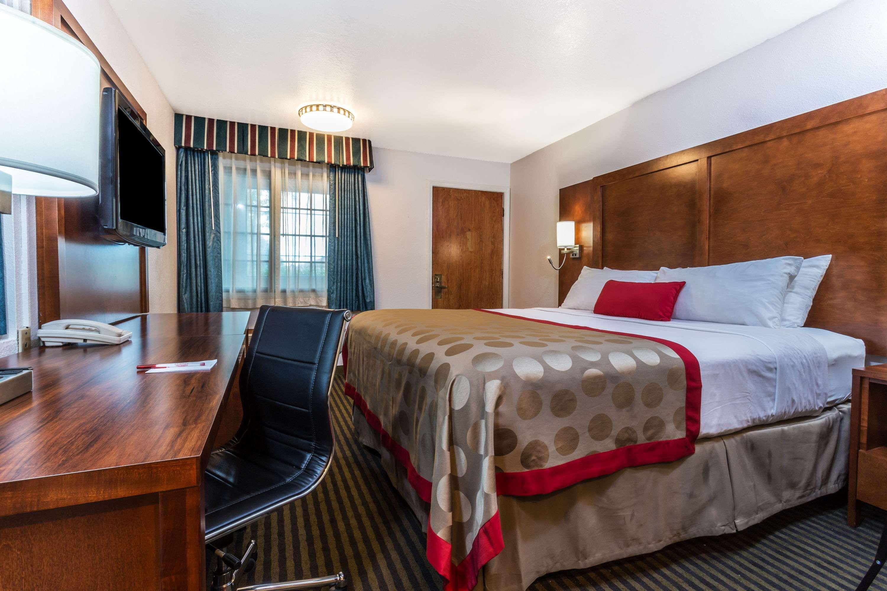 Ramada By Wyndham Mountain View Hotel Luaran gambar