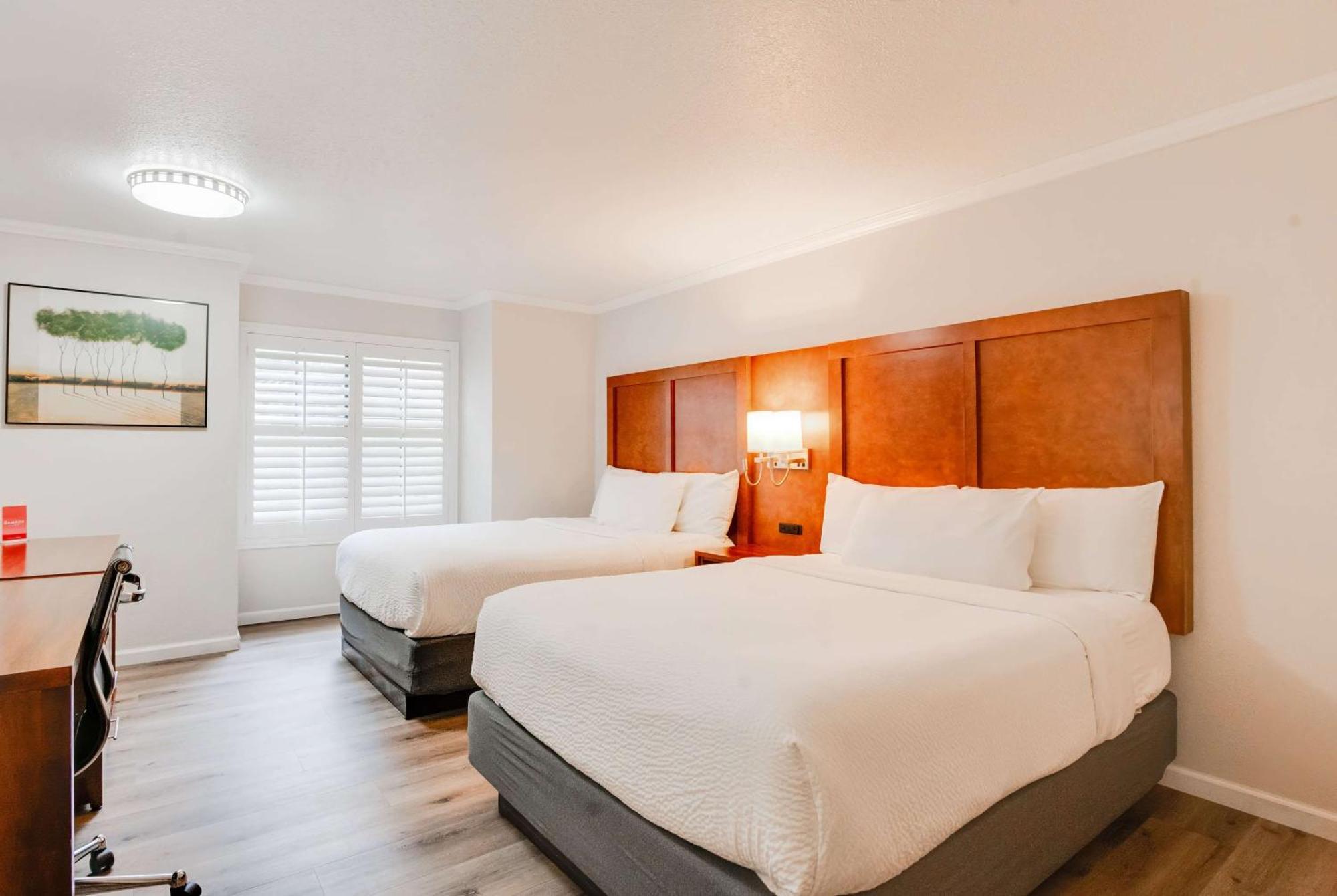 Ramada By Wyndham Mountain View Hotel Luaran gambar